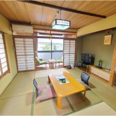 Main Building Japanese Style Room with Ensuite