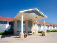Alliance Hotel & Suites, a Howard Johnson by Wyndham Отели в г. 