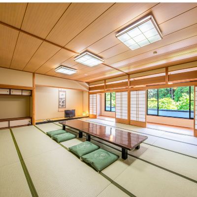 和風24畳 光信寺の湯　ゆっくら クーポン