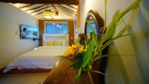 带山景的双人间