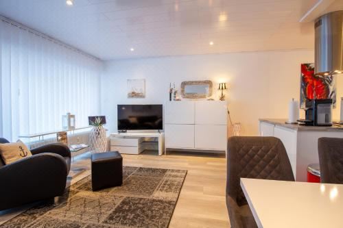 Beach House 21 Apartment With Terrace