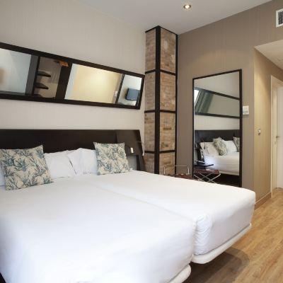 Standard Double Room Petit Palace Ruzafa Promo Code