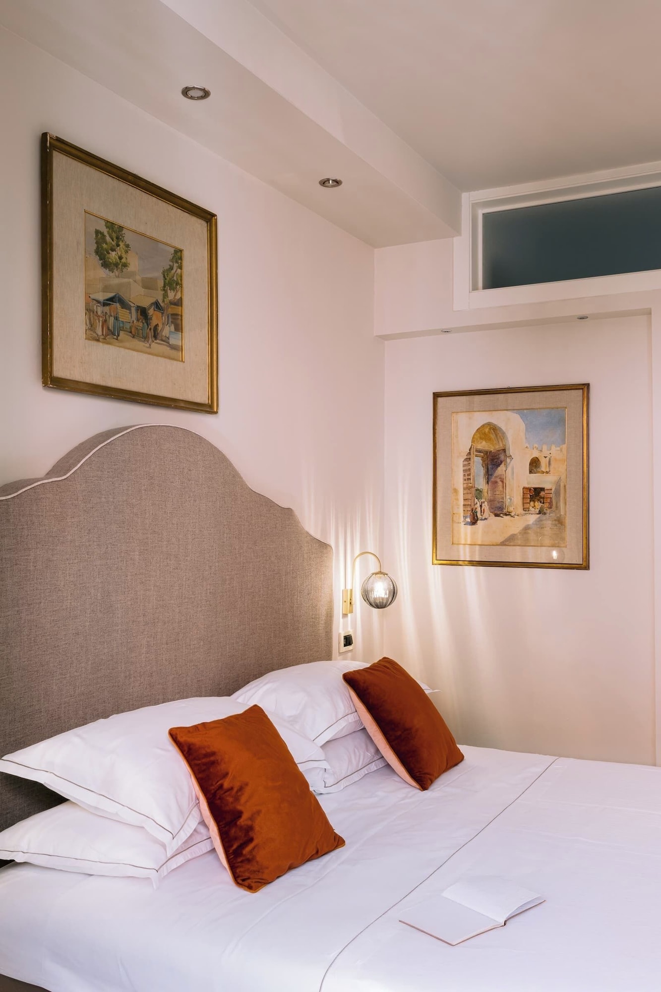 带花园景观和阳台的高级房间