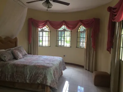 Mountain Top Villa Hoteles en 
