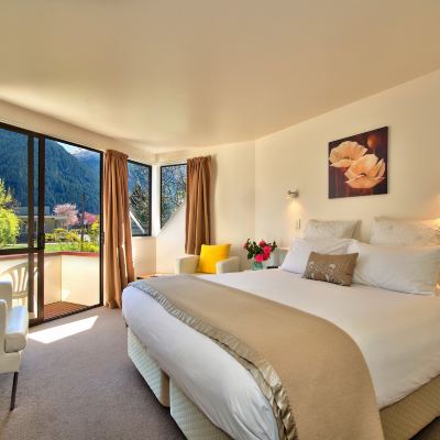 King or Twin Studio Ensuite Melbourne Lodge Bed & Breakfast Queenstown Promo Code