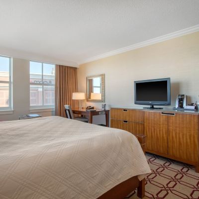 Deluxe King Room-West Tower Omni Providence Promo Code