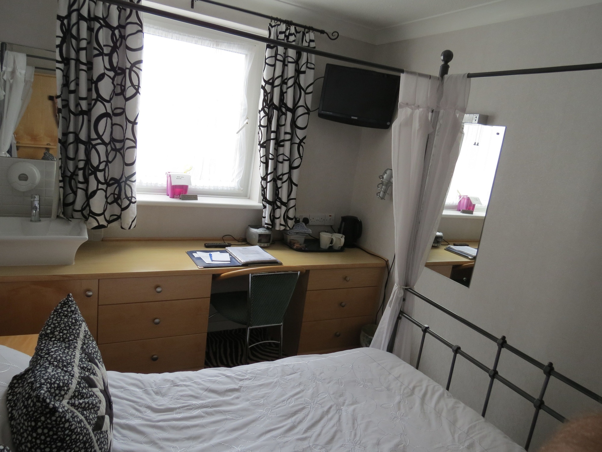 The Royal Bridlington双人间 - 带四柱床