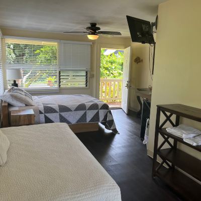 #07 Standard Cottage, Private Bathroom, Garden View Aarons Cottage Promo Code