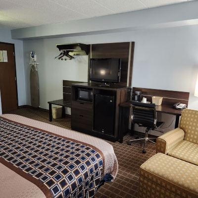 Standard King Single Room Stillwater Inn & Suites Promo Code