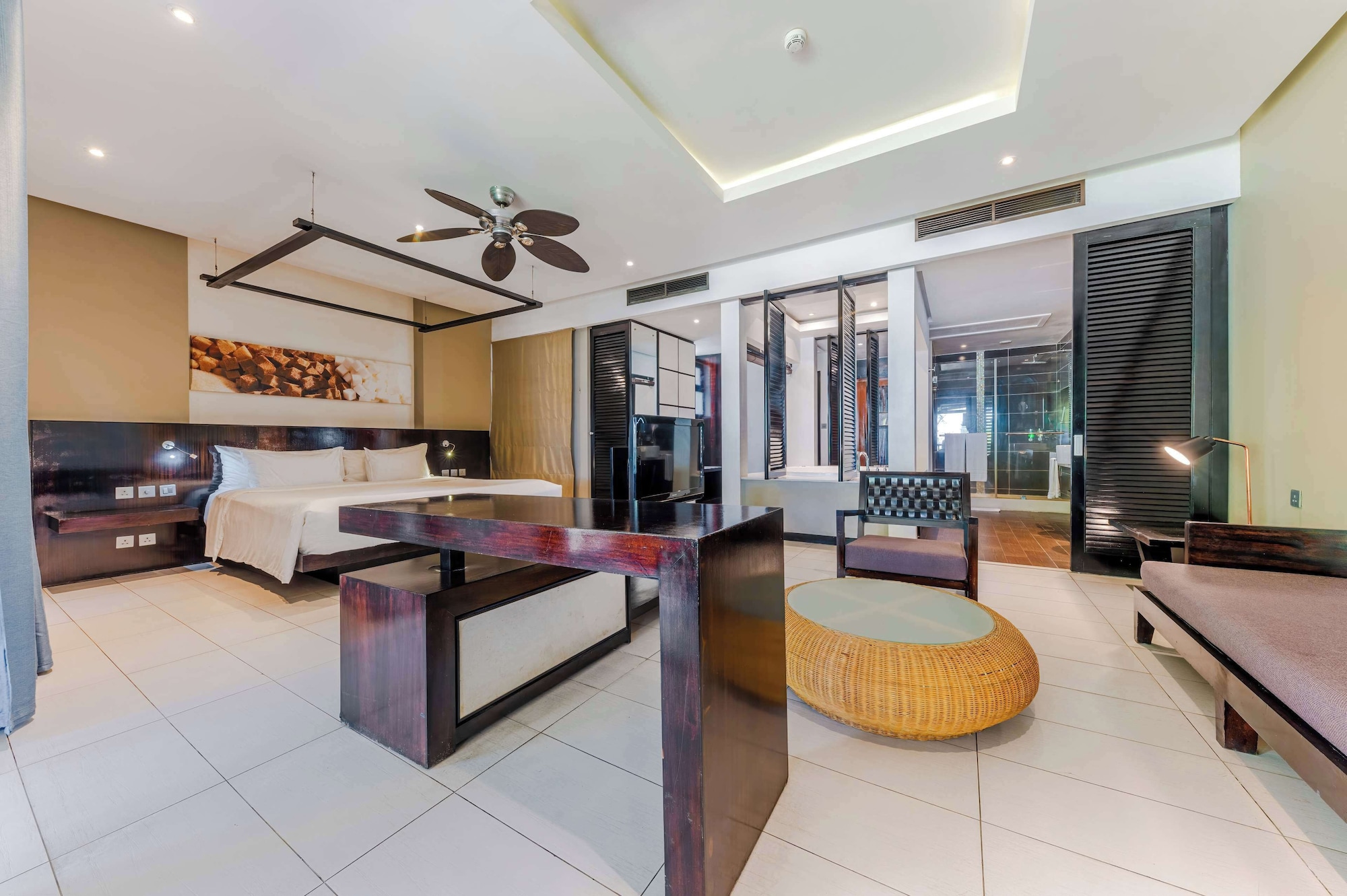 带海景的小型套房