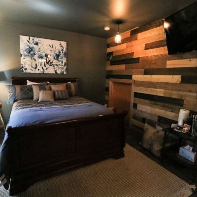 Deluxe Double Room, 1 King Bed Squirrel Tree Resort Promo Code