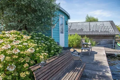 Tinyhouse De Roef - Lakes of Vinkeveen near Amsterdam Hotel di 