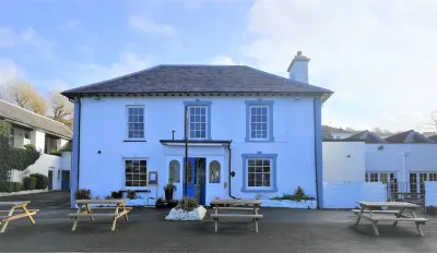 Feathers Hotel, Bar and Restaurant Hotels in 