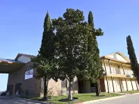 Coachway Inn Hotels in Luling