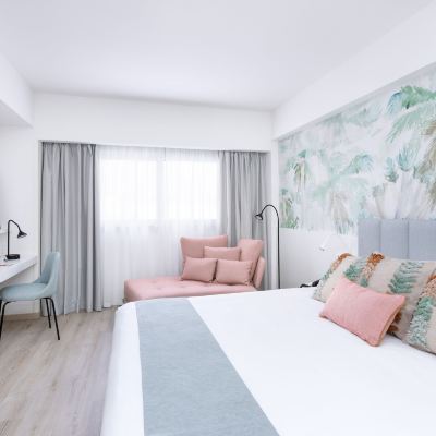 Comfort Room Hotel Cristina by Tigotan Las Palmas Promo Code