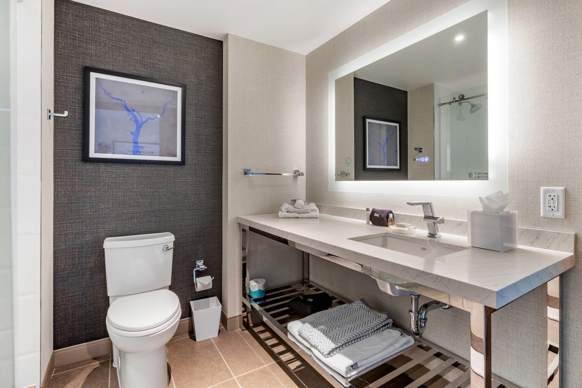 华丽四人房， 2 张大床， 无障碍， 无烟房