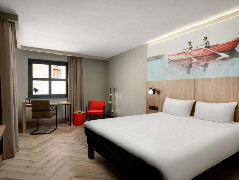 Ibis Budapest Heroes Square