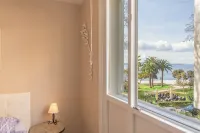 Apartment Oasis with Sea View