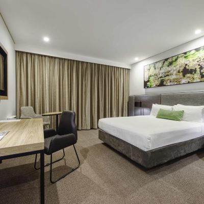 Standard Queen Room Mercure Penrith Promo Code