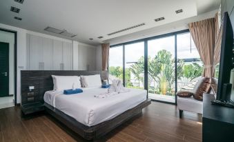 Diamond 273 - Modern 4 Bedroom Private Pool in Bangtao