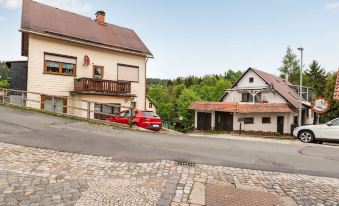Lovely Apartment in Stützerbach Near Forest - Housity
