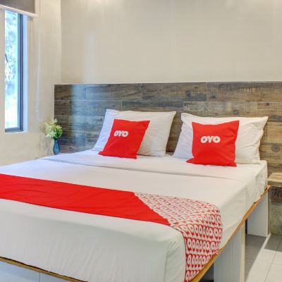 Bilik Deluxe Double Kupon OYO 90114 Home Rest Hotel