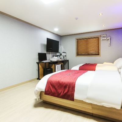 Twin (Double + Single Bed) (Room Disinfection At All Time) 25 모텔 여수 쿠폰