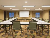 Holiday Inn Express & Suites Colby by IHG Hotels in Thomas County