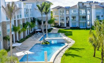 Cana Pearl by the Oxo House - Housity