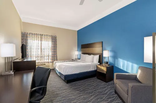 La Quinta Inn & Suites by Wyndham Phoenix I-10 West