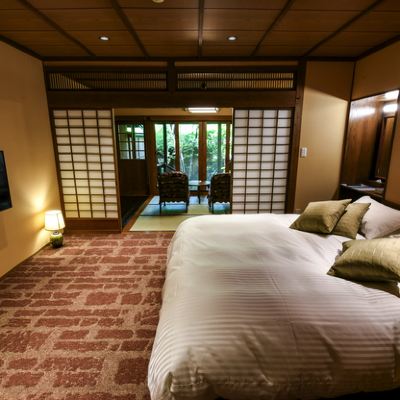 【翠竹】日式房4.5榻榻米+雙人床+浴室 山水木優惠