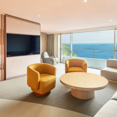 グランバッハ・デラックストリプル ホテルグランバッハ熱海クレッシェンド クーポン