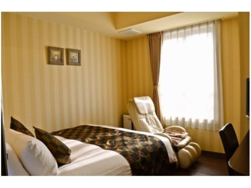 Hotel Coco Grand KitasenjuStandard Double Room, Smoking ([Corner Room]160 Cm Wide Bed♪ 18 Square Meters)