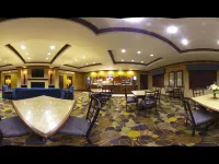 Holiday Inn Express & Suites DUBUQUE-WEST by IHG Hotels in Dubuque