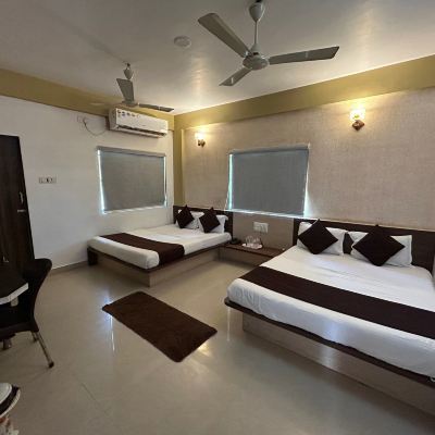 4 Bedded Family AC Room Hotel Somnath Atithigruh Promo Code