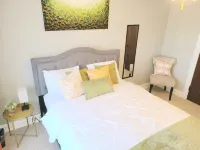 Spacious APT/Comfy Bed/Free Parking/22mins to ORD&MDW Hotels in 