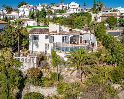 Casa Petra Hotels in Pego