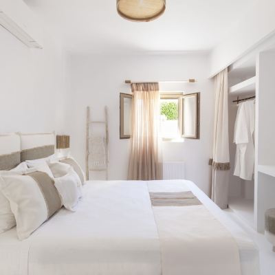 Deluxe Villa, 3 Bedrooms, Private Pool, Sea View (Avra) Amalgam Homes Paros Promo Code