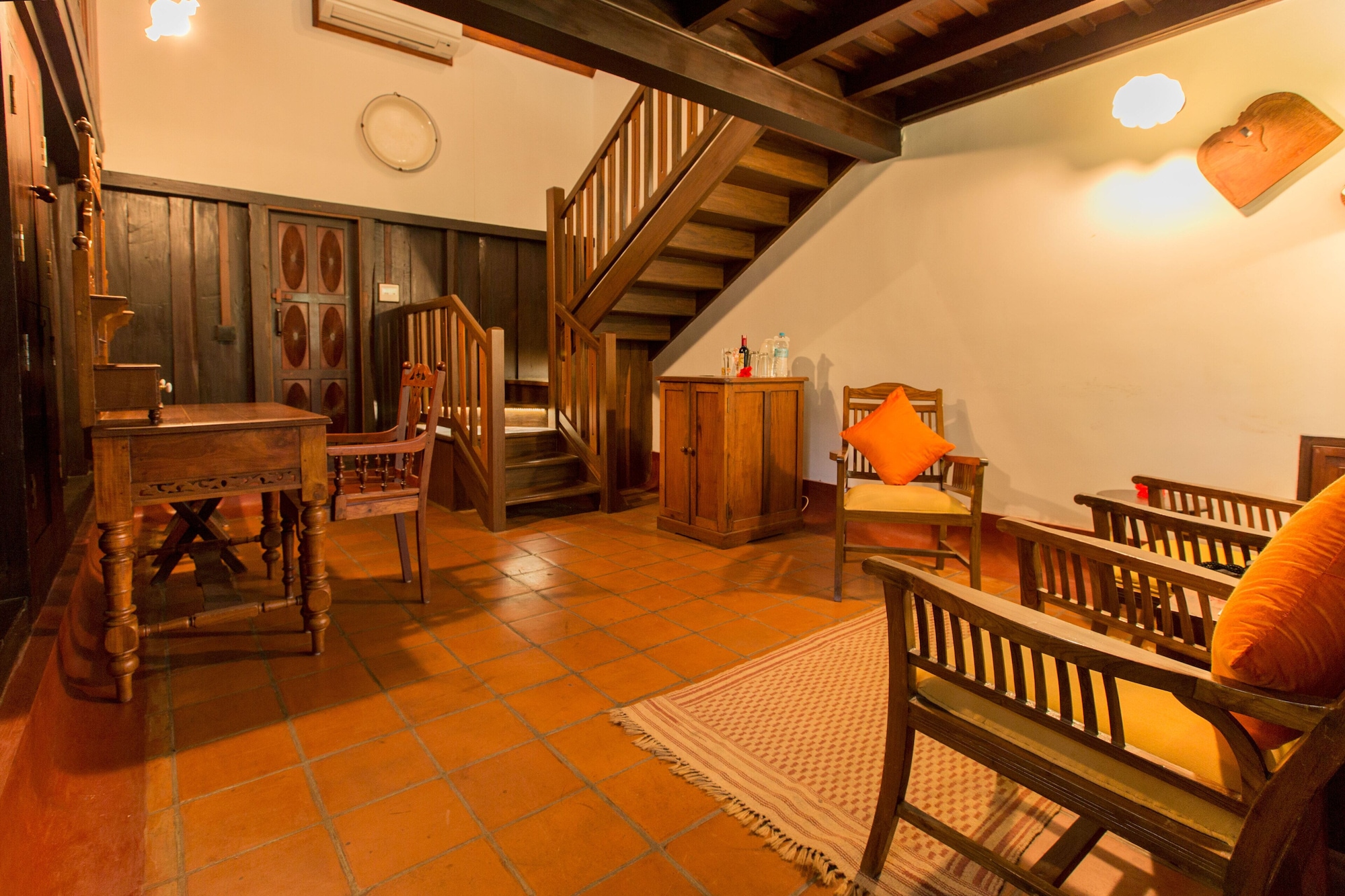 Coconut Lagoon Kumarakom- a CGH Earth Experience传统复式大厦