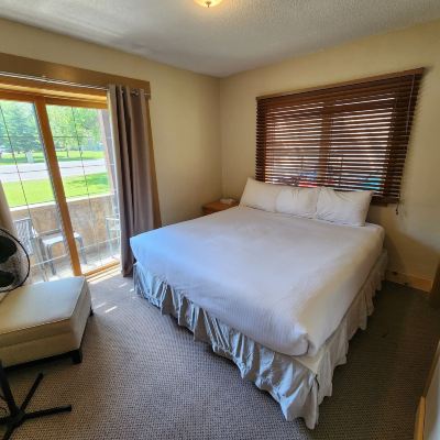 Family Triple Room Aspen Village Promo Code