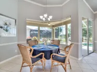 Gorgeous Stoneybrook Home with Private Pool, Lake, Golf Course, 2 King Beds! Hotels in Estero
