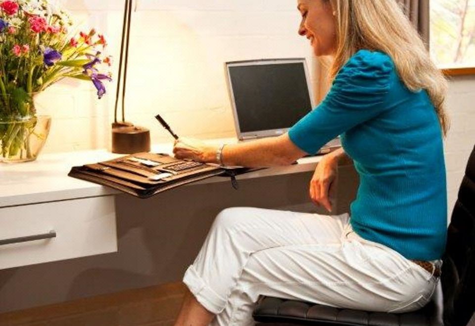 Oxley Court Serviced ApartmentsStandard One-Bedroom Apartment