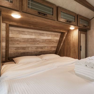 家庭四人房， 無煙房 WOODPECKER今歸仁旅館優惠