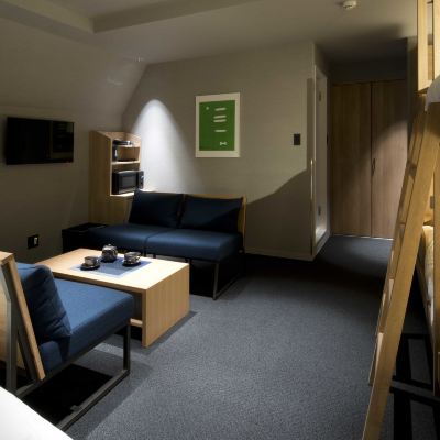 [401]ファミリールーム、最大5名様 ALPHABED INN 高松駅前 クーポン