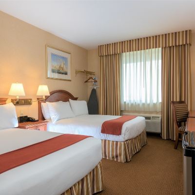 Classic Double Room Five Towns Inn - JFK Airport Promo Code
