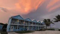 Newly renovated Oceanfront Townhouse with Stunning Views & Private Beach Access Ξενοδοχεία στην πόλη 