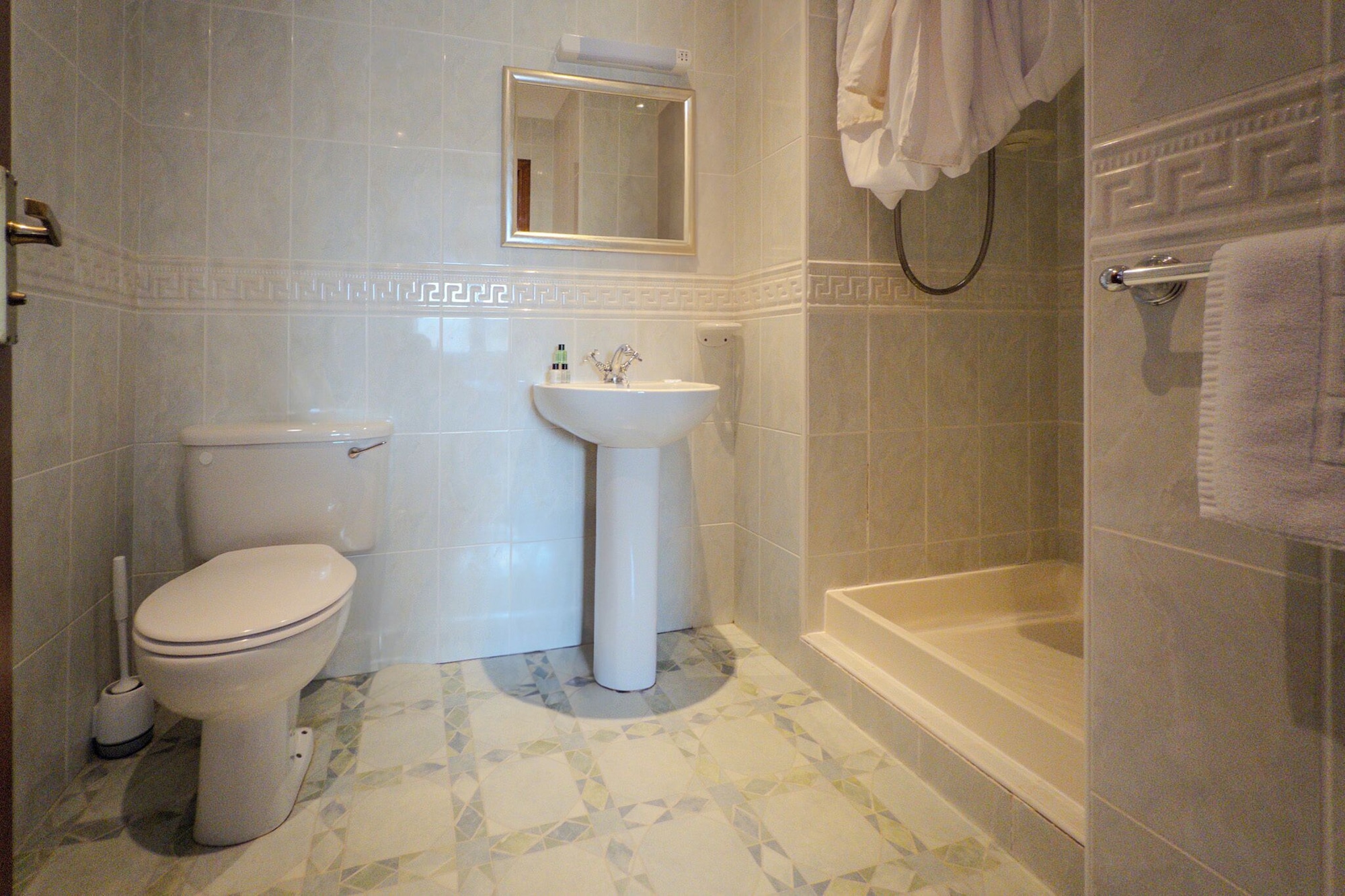 标准公寓， 3 间卧室， 允许带宠物， 花园景观