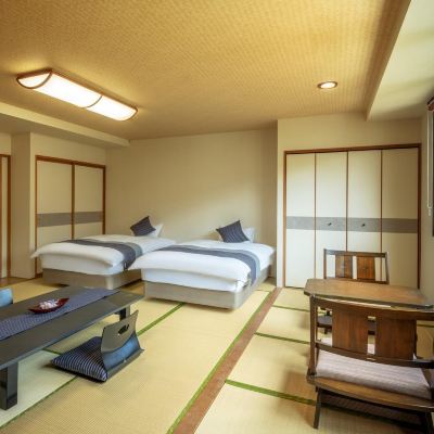 バス付きツイン、山の景色 熱塩温泉 山形屋 クーポン