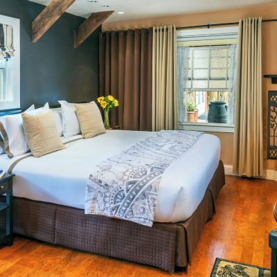 The Juniper, 1 King Bed, Private Bathroom Eden Vale Inn Promo Code
