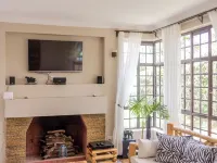 Lux Suites Enkarsis Bungalow Kisaju Hoteles en Central